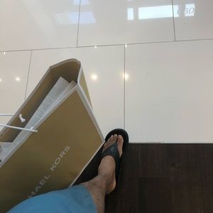 Meet your Posher, Robert